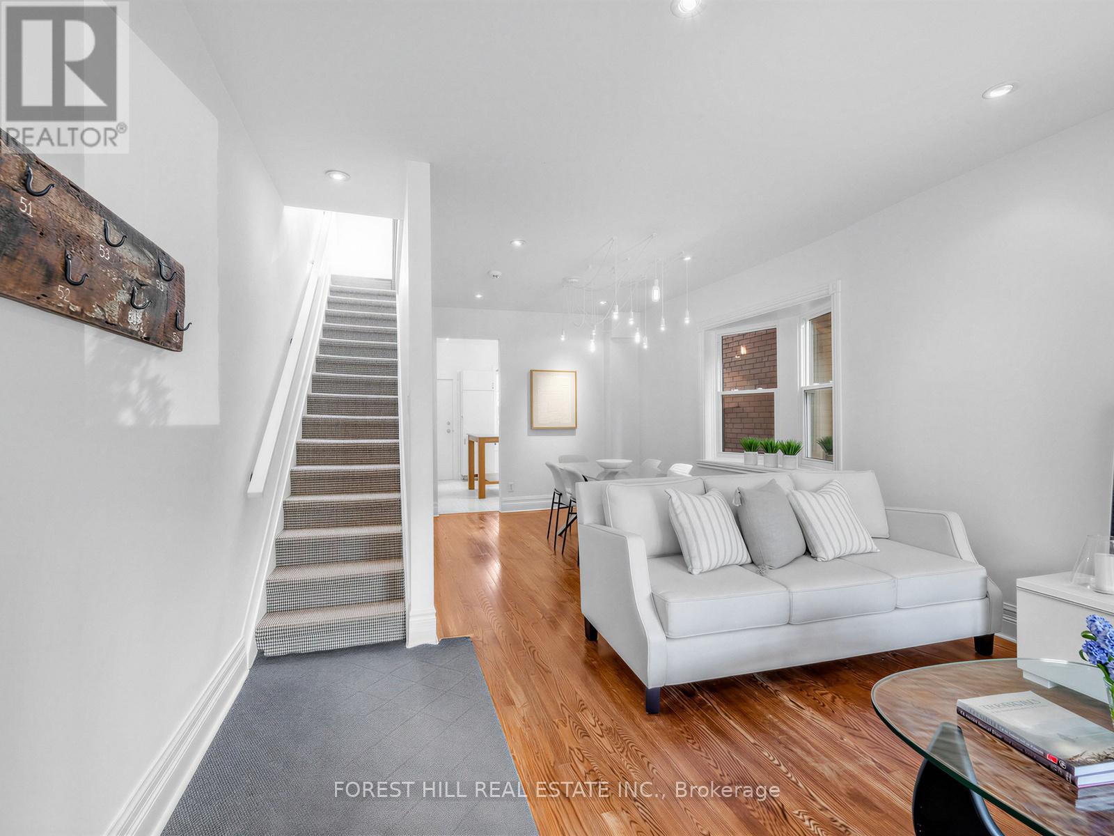 163 Rushton Road, Toronto, Ontario  M6G 3H9 - Photo 5 - C13089504