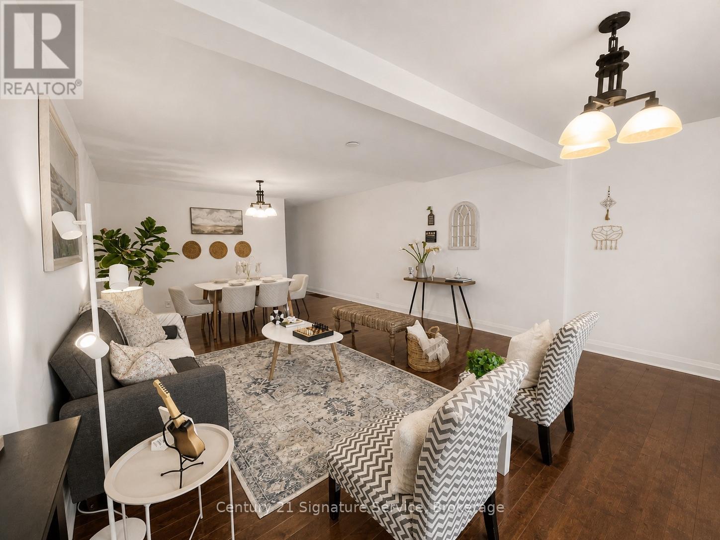 527 Westmount Avenue, Toronto, Ontario  M6E 3N6 - Photo 10 - C13089528