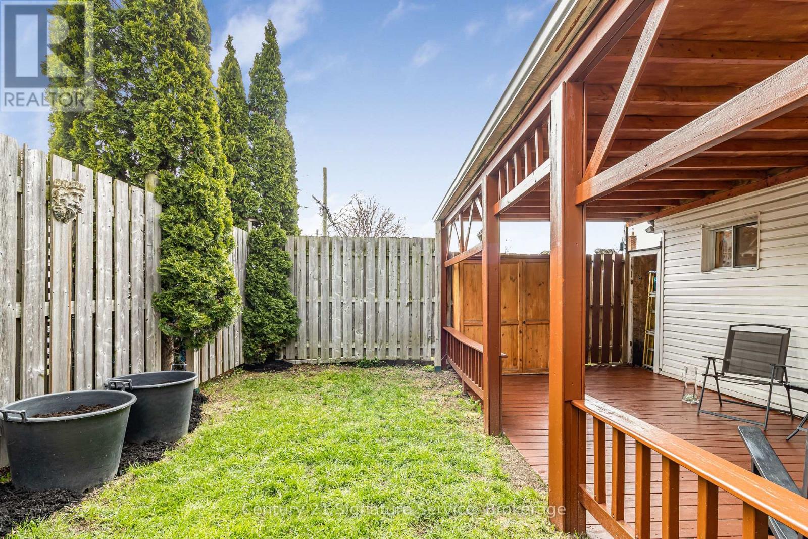 527 Westmount Avenue, Toronto, Ontario  M6E 3N6 - Photo 38 - C13089528