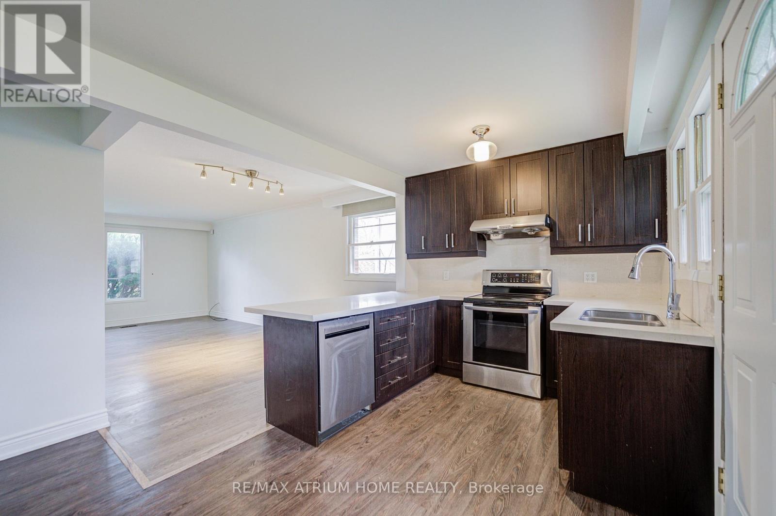 145 Fenn Avenue, Toronto, Ontario  M2P 1X8 - Photo 20 - C13089536