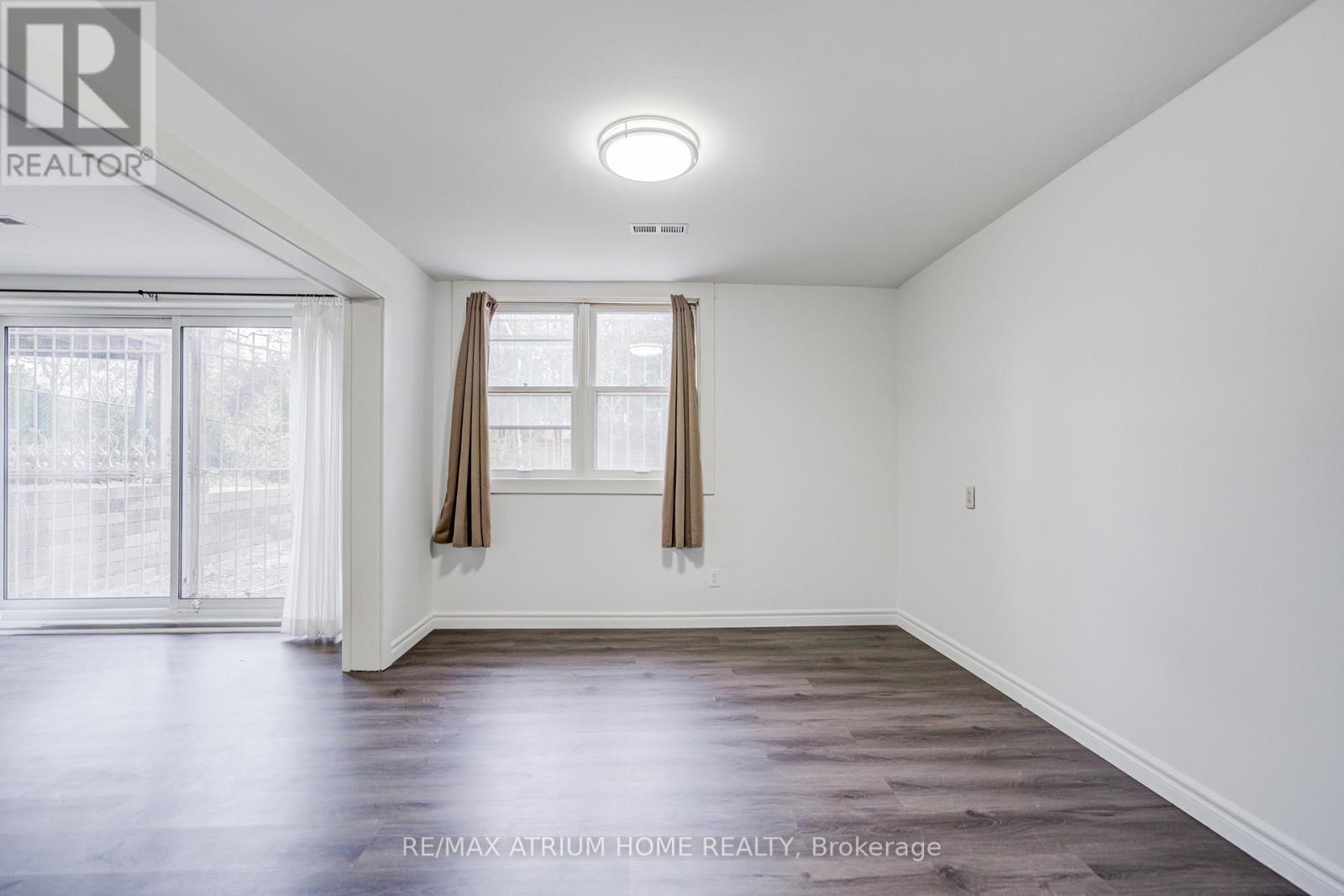 145 Fenn Avenue, Toronto, Ontario  M2P 1X8 - Photo 38 - C13089536