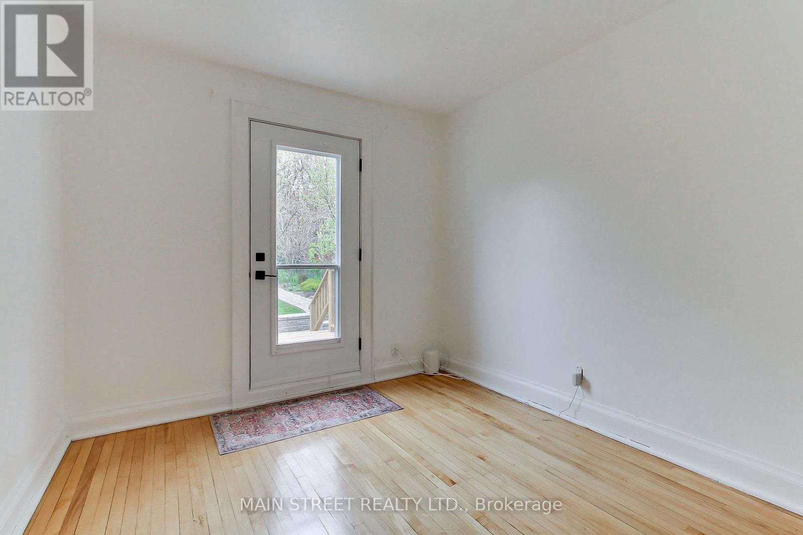 595 Northcliffe Boulevard, Toronto, Ontario  M6E 3L6 - Photo 22 - C13089858
