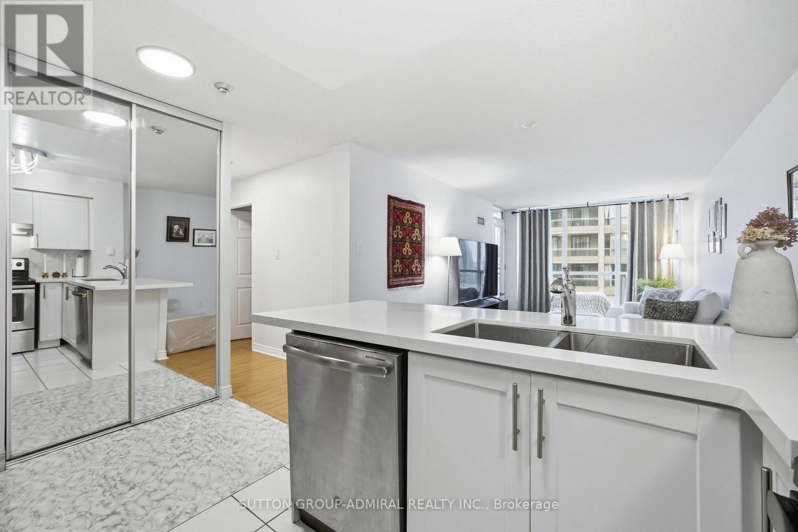 1003 - 260 Doris Avenue, Toronto, Ontario  M2N 6X9 - Photo 12 - C13089888