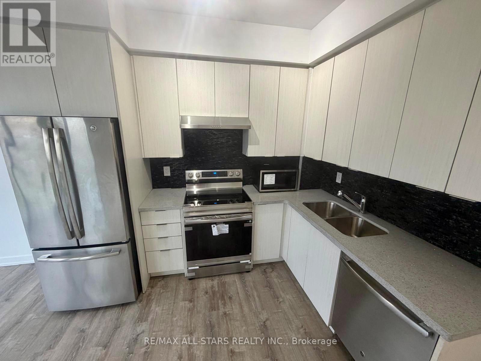 1503 - 50 Bruyeres Mews, Toronto, Ontario  M5G 0G8 - Photo 2 - C13089956