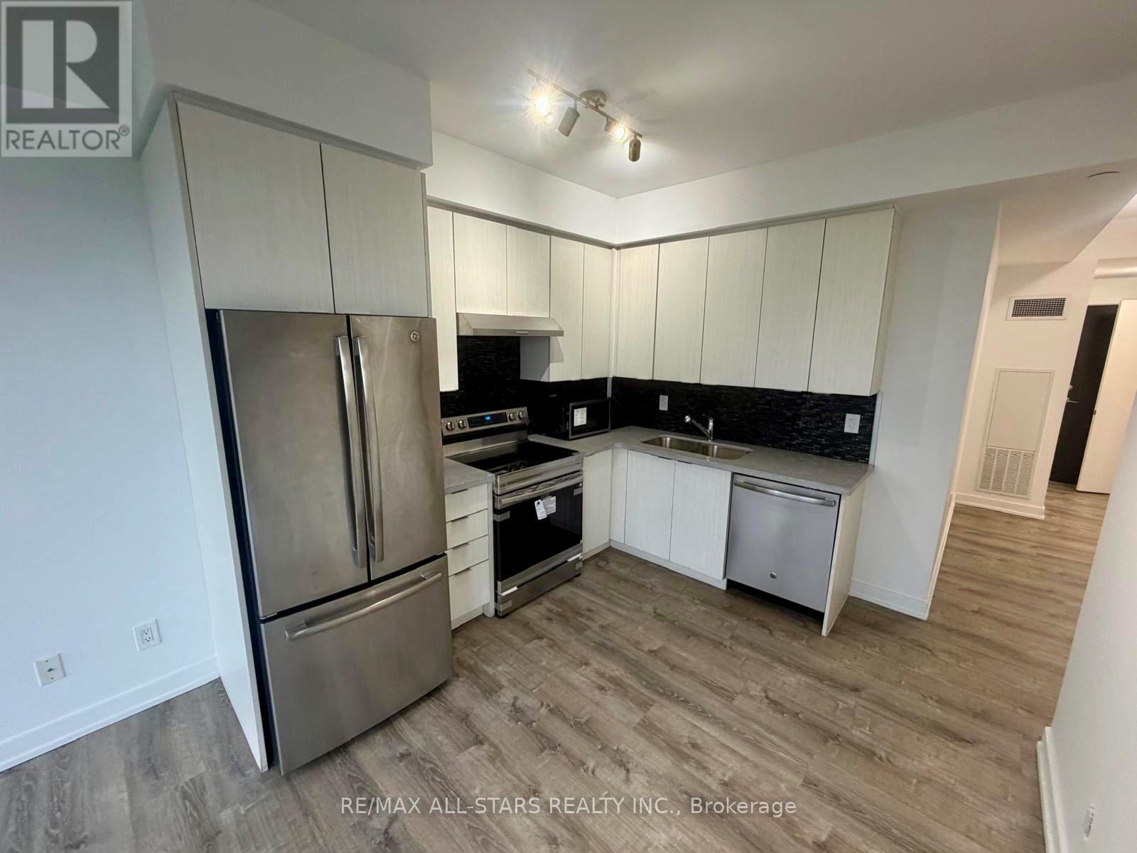 1503 - 50 Bruyeres Mews, Toronto, Ontario  M5G 0G8 - Photo 3 - C13089956
