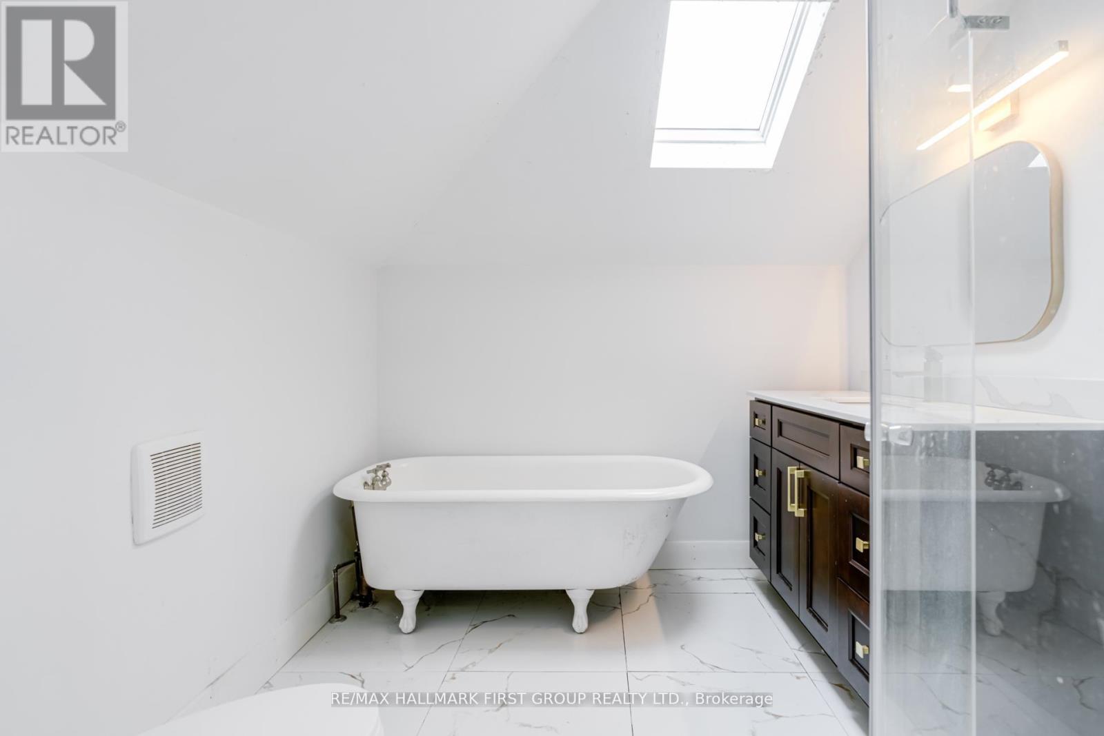 512 Simcoe Street N, Oshawa, Ontario  L1G 4T9 - Photo 25 - E13089484