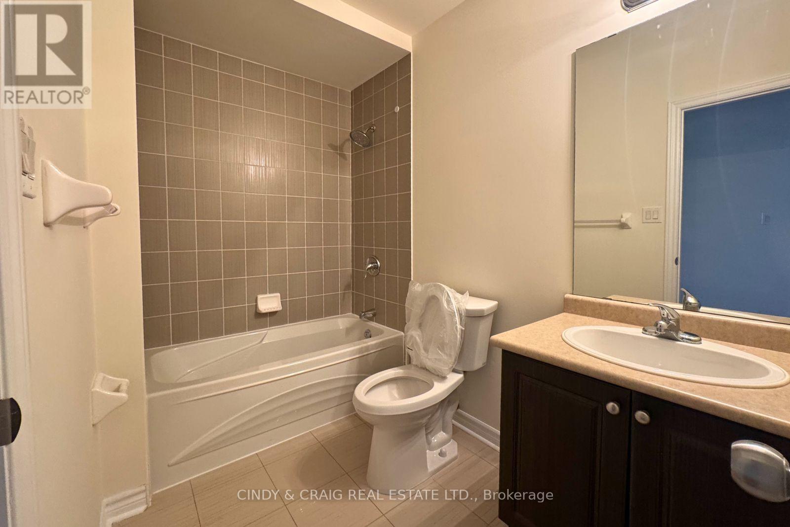 11 - 15 Rosswell Drive, Clarington, Ontario  L1E 0B9 - Photo 10 - E13089522