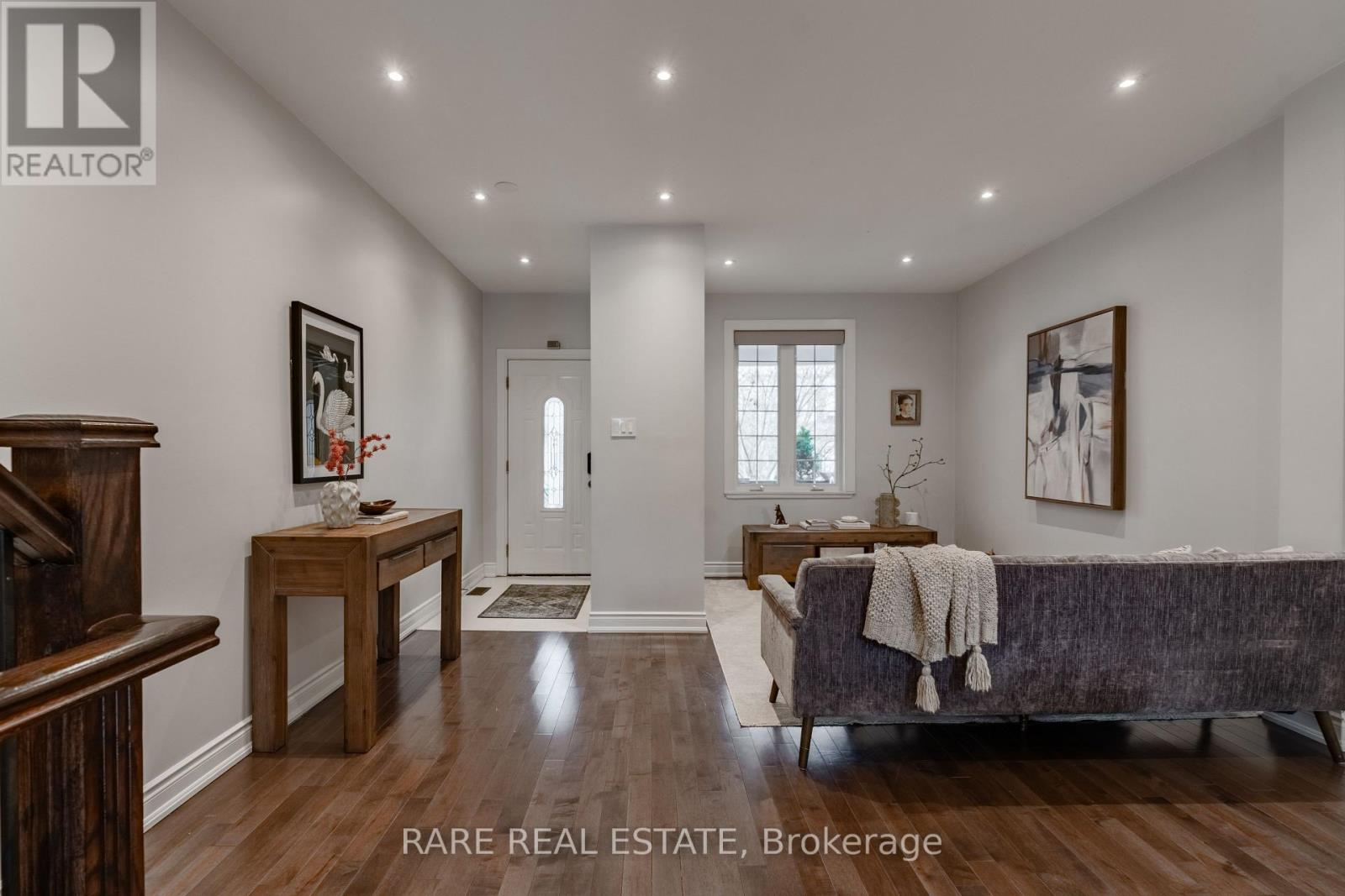 431 Jones Avenue, Toronto, Ontario  M4J 3G6 - Photo 4 - E13089546
