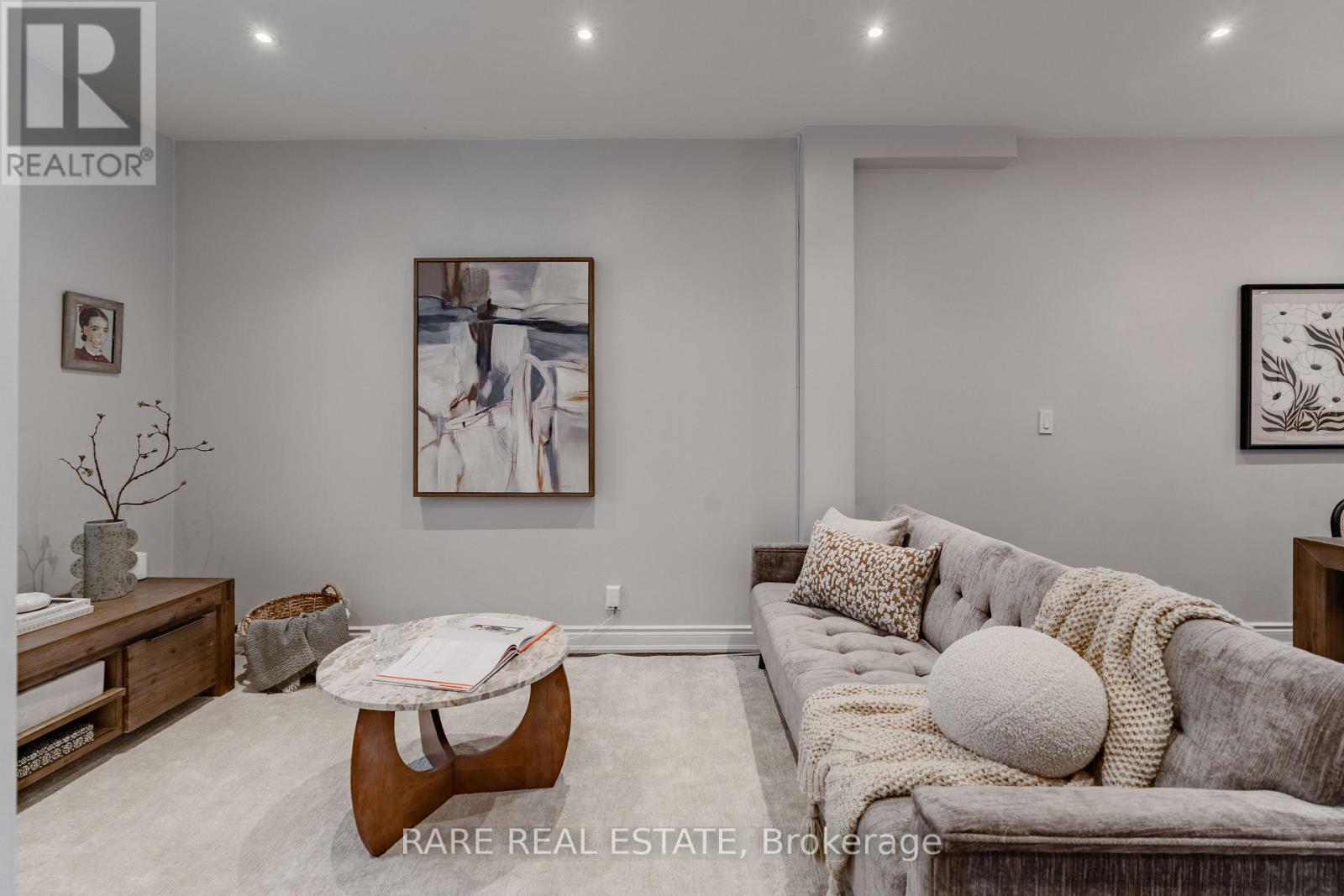 431 Jones Avenue, Toronto, Ontario  M4J 3G6 - Photo 6 - E13089546