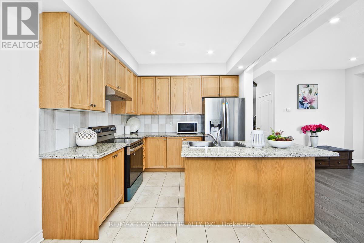 1857 Fosterbrook Street, Oshawa, Ontario  L1K 3C5 - Photo 12 - E13089714