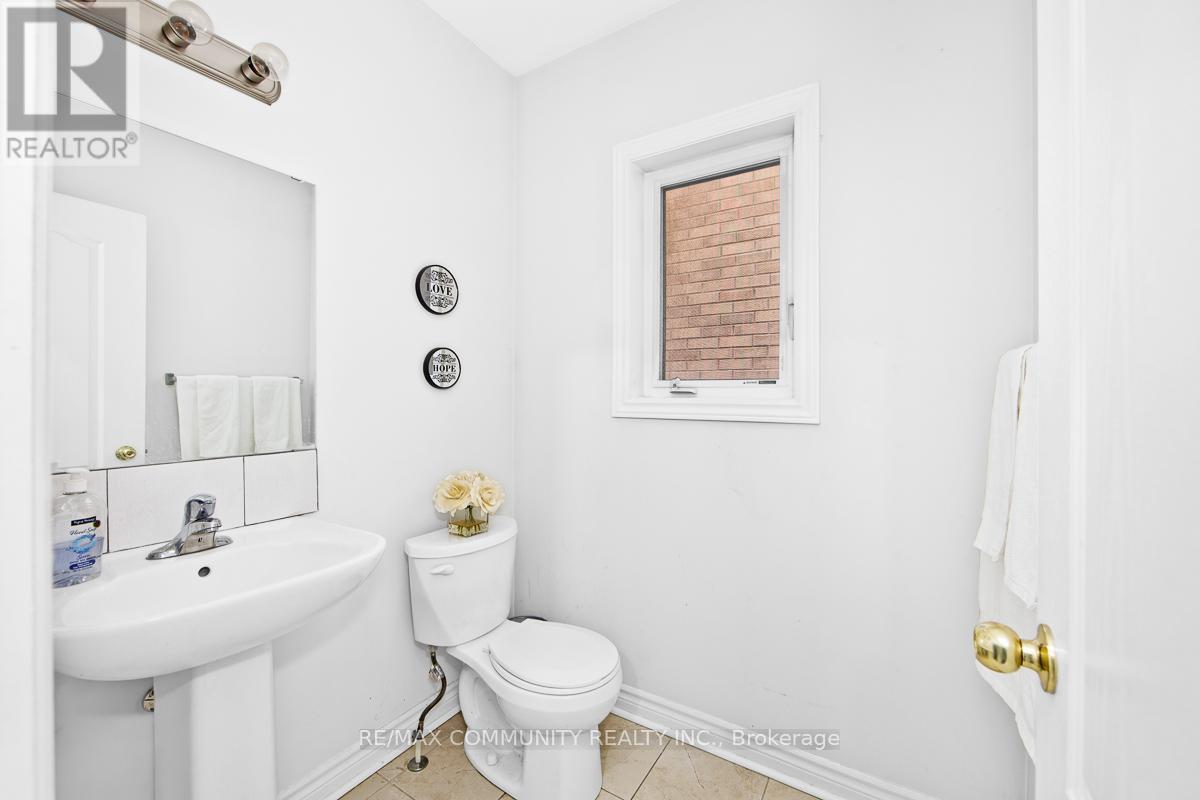 1857 Fosterbrook Street, Oshawa, Ontario  L1K 3C5 - Photo 13 - E13089714