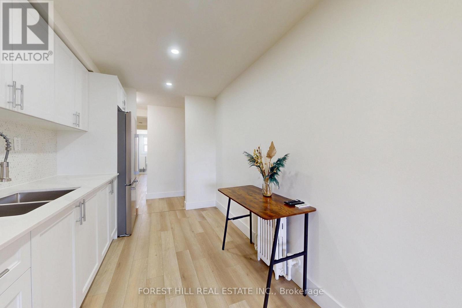 1 - 29 Wesley Street, Toronto, Ontario  M8Y 2W5 - Photo 5 - W13073226
