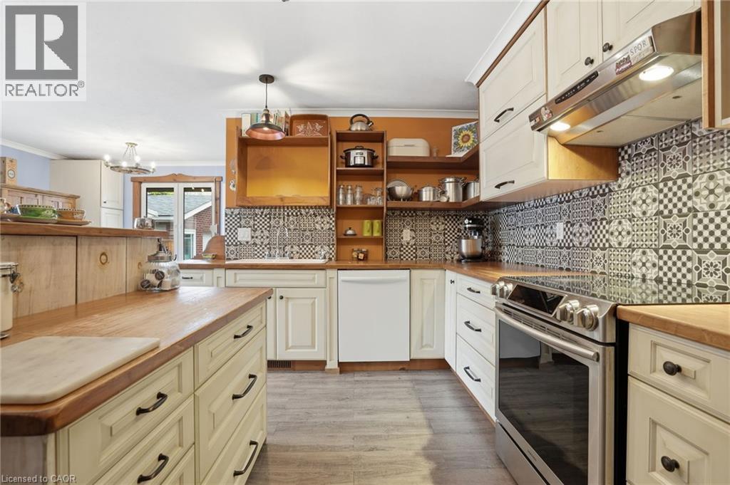14 Edinburgh Drive, St. Catharines, Ontario  L2M 3H1 - Photo 14 - 40826768