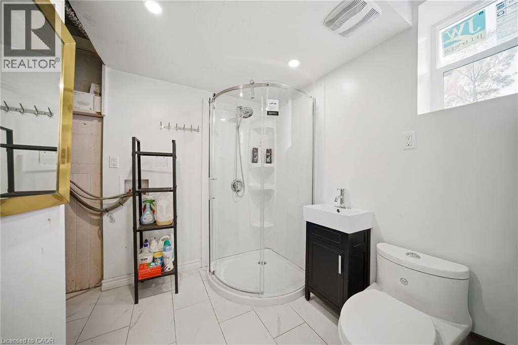 471 Seabourne Drive, Oakville, Ontario  L6L 4E9 - Photo 14 - 40824091