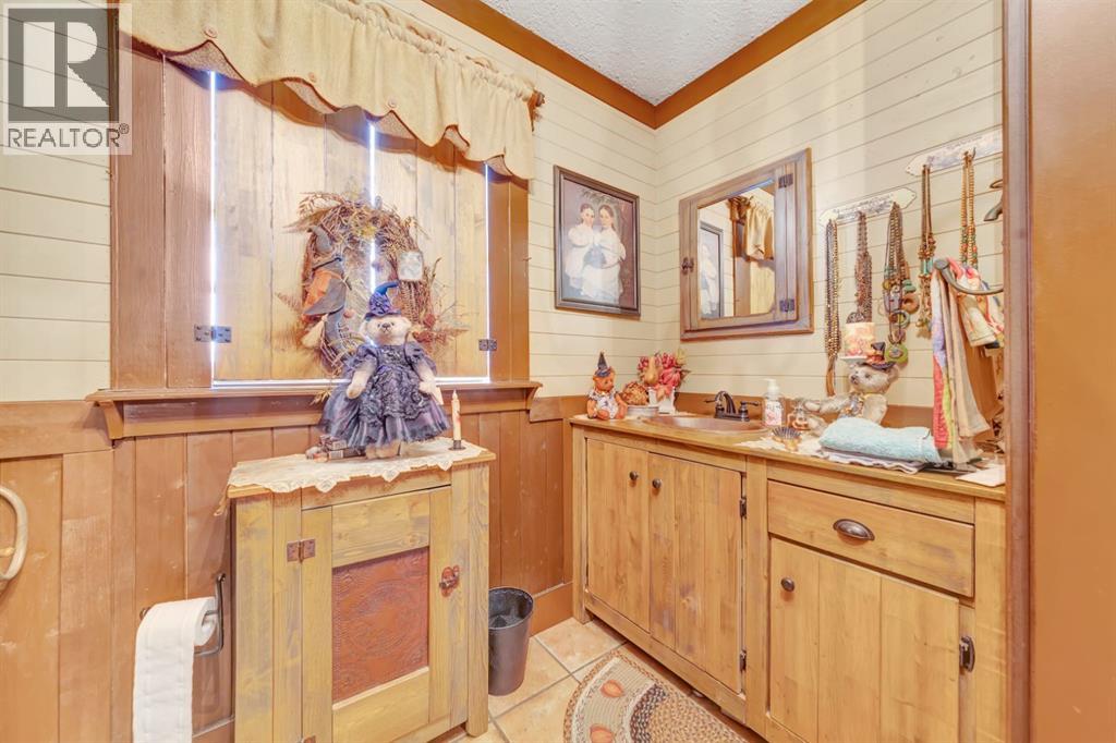 3002 67 Avenue, Lloydminster, Alberta  T9V 3H8 - Photo 17 - A2301528