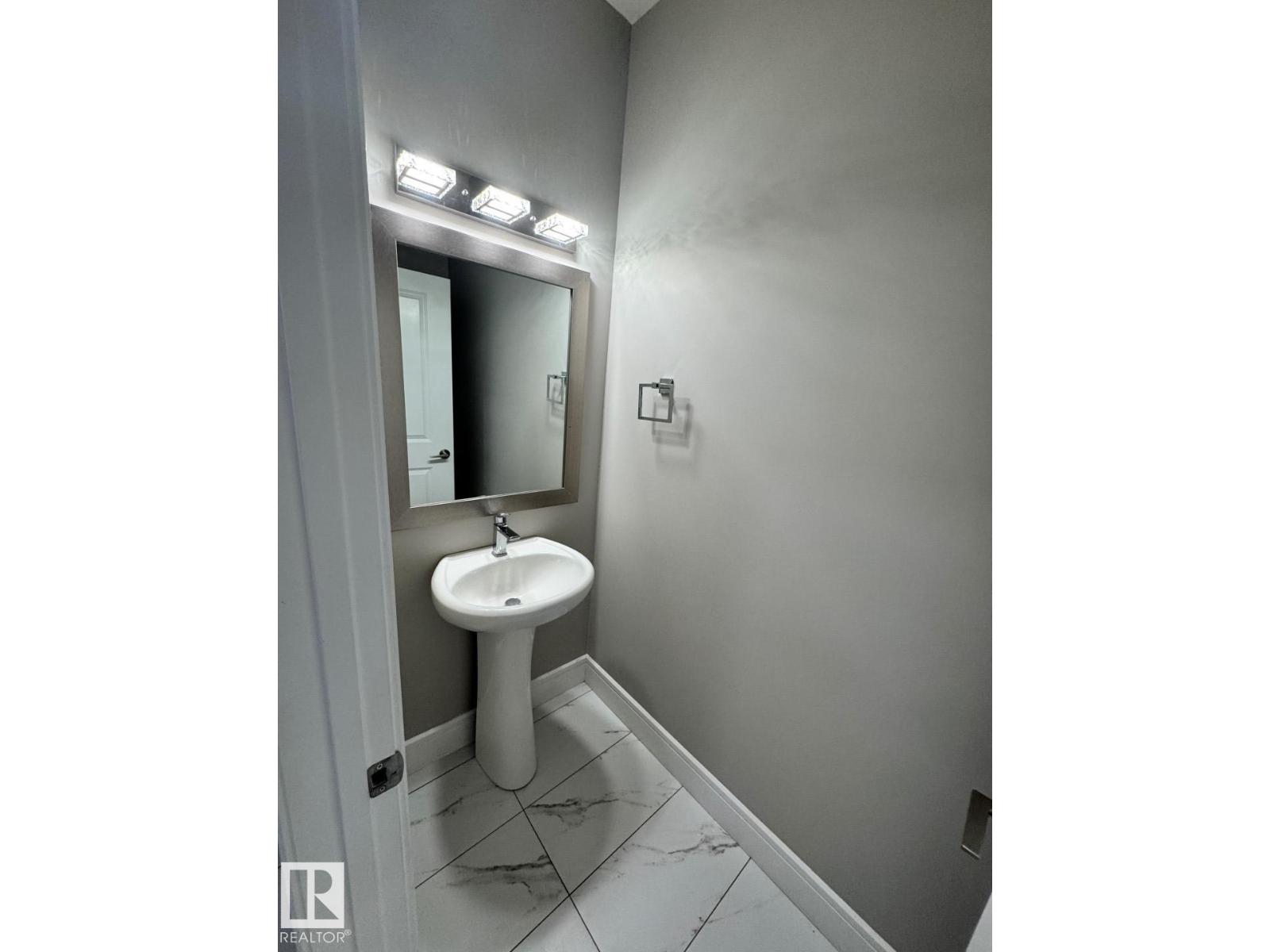 8729 Mayday Ln SW, Edmonton, Alberta  T6X 2L3 - Photo 9 - E4475075