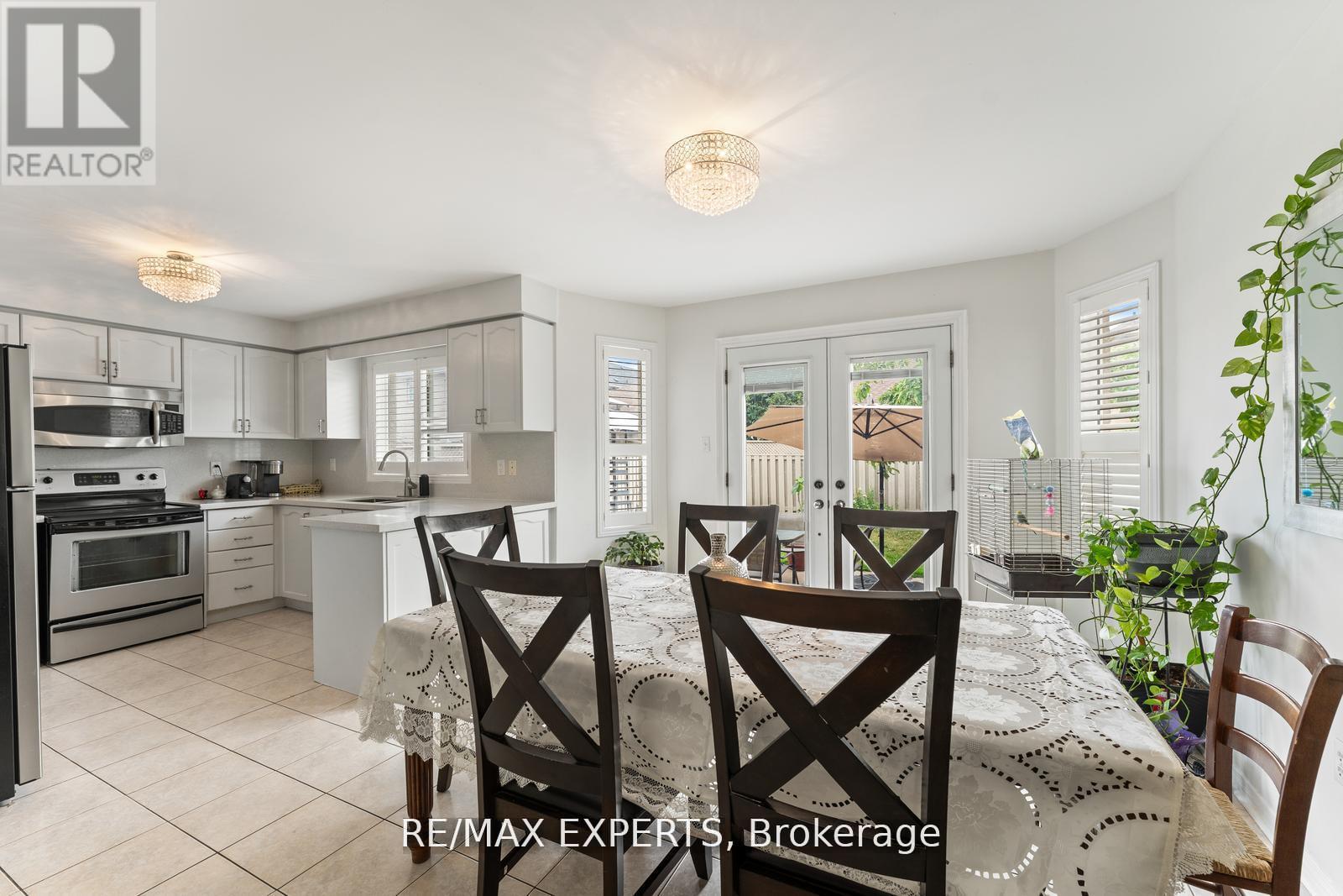19 Maximillian Street, Vaughan, Ontario  L4H 2S6 - Photo 6 - N13089624
