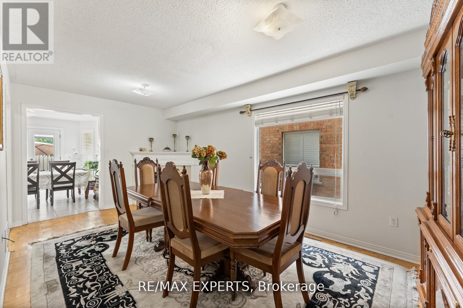 19 Maximillian Street, Vaughan, Ontario  L4H 2S6 - Photo 8 - N13089624