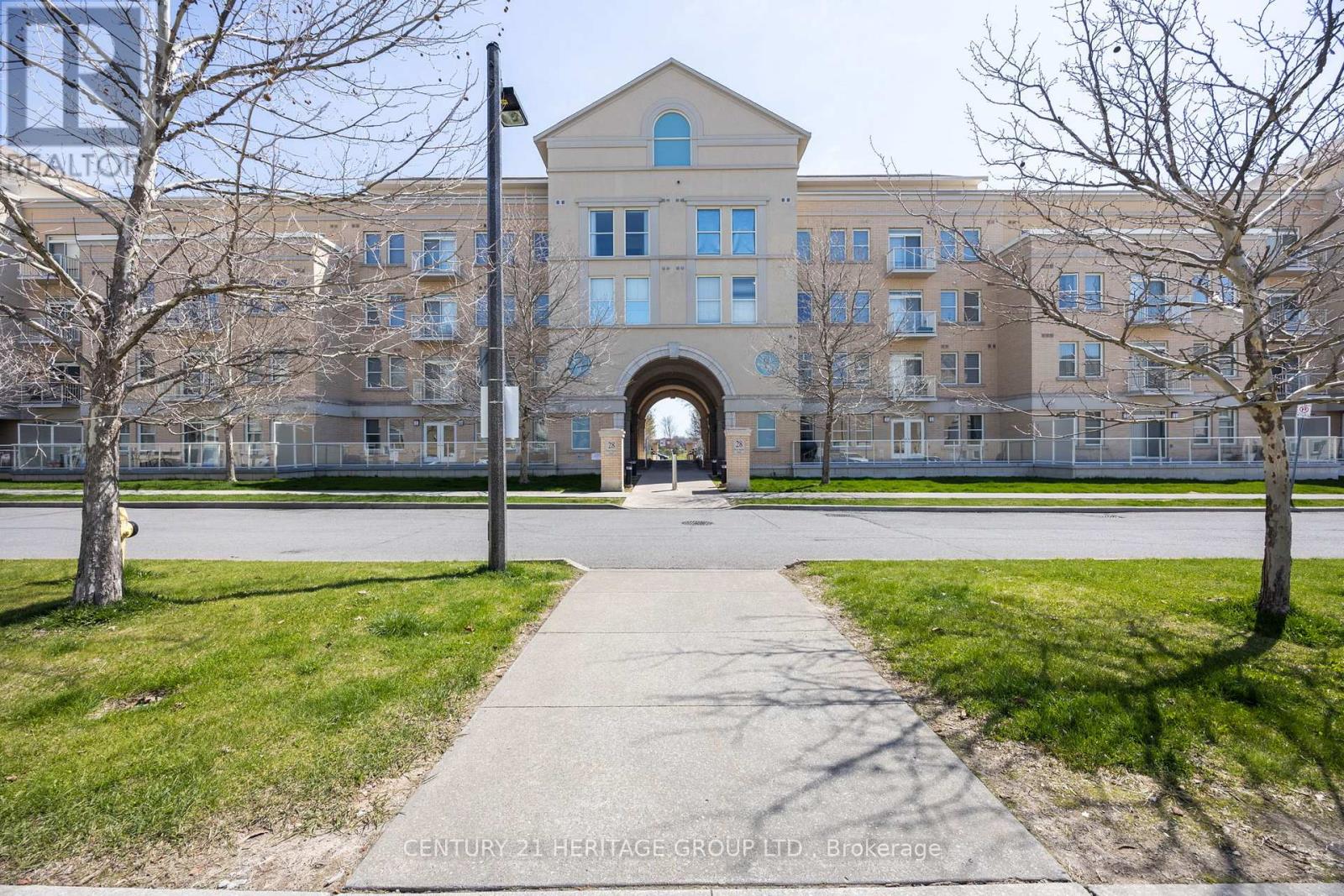 329 - 28 PRINCE REGENT STREET, Markham, Ontario