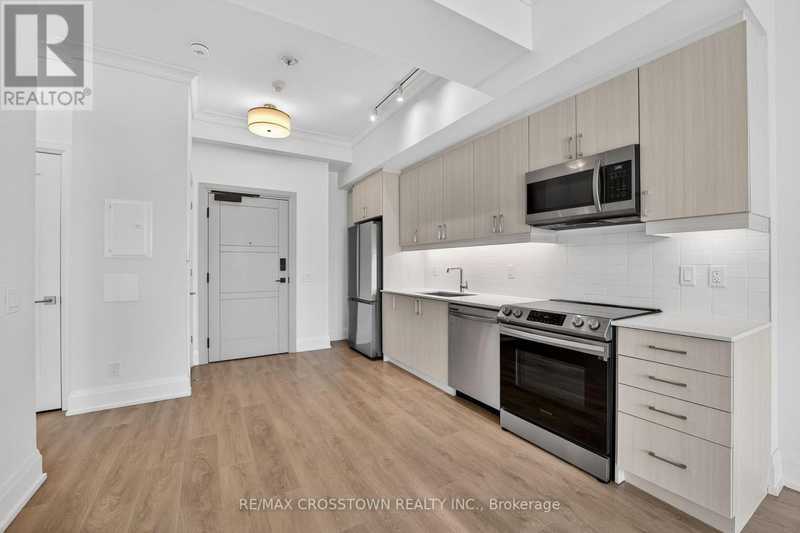 220 - 1 Hume Street, Collingwood, Ontario  L9Y 0X3 - Photo 4 - S13089492