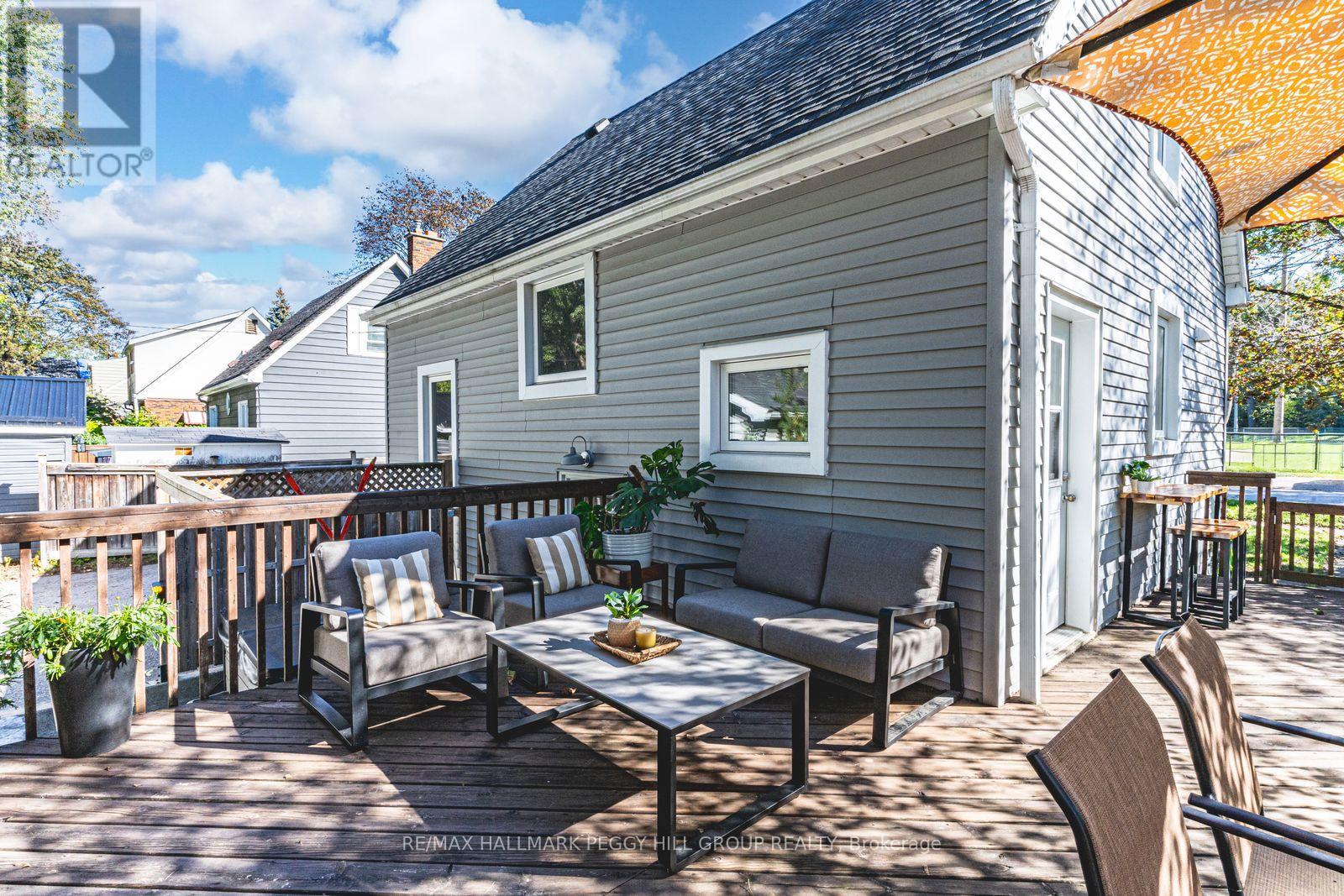 10 Holgate Street, Barrie, Ontario  L4N 2T5 - Photo 16 - S13089578