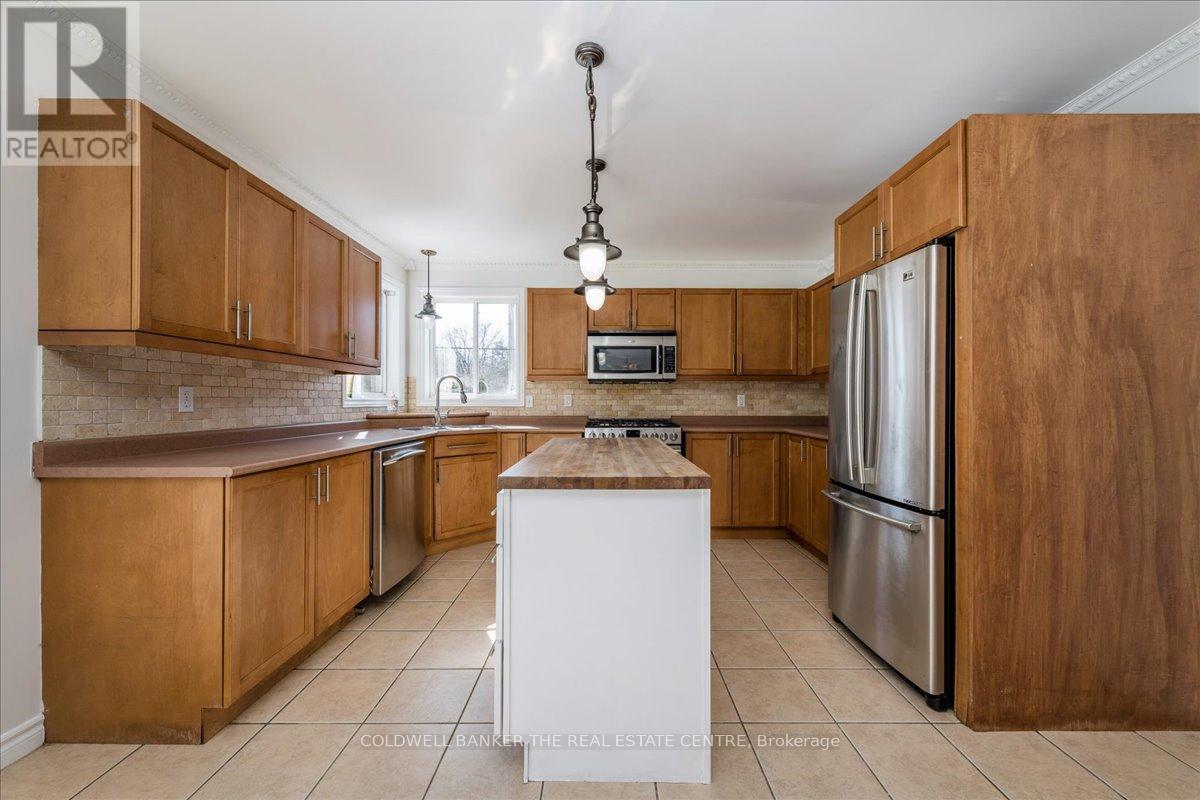 229 Sproule Drive, Barrie, Ontario  L4N 0P4 - Photo 11 - S13089702
