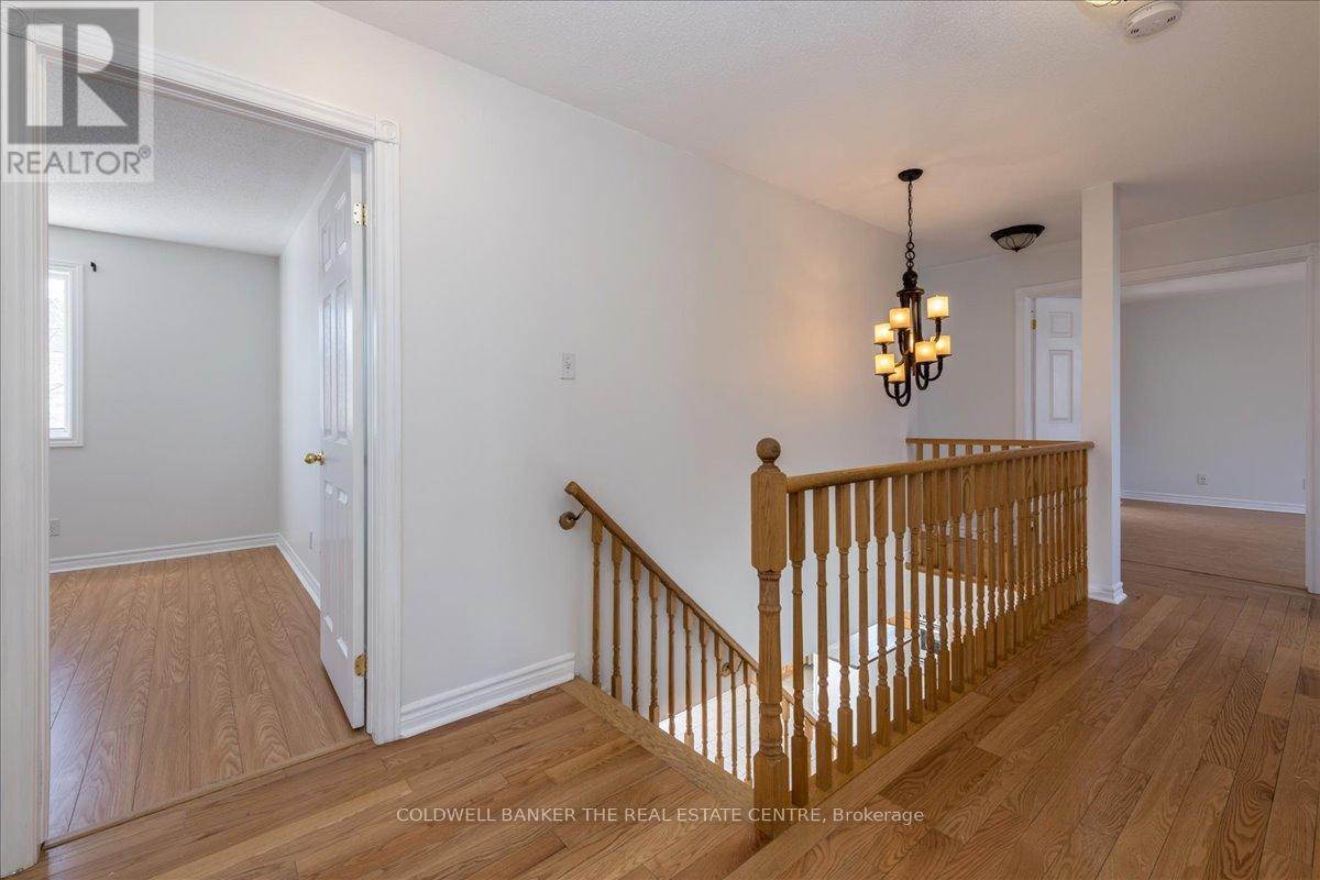 229 Sproule Drive, Barrie, Ontario  L4N 0P4 - Photo 13 - S13089702