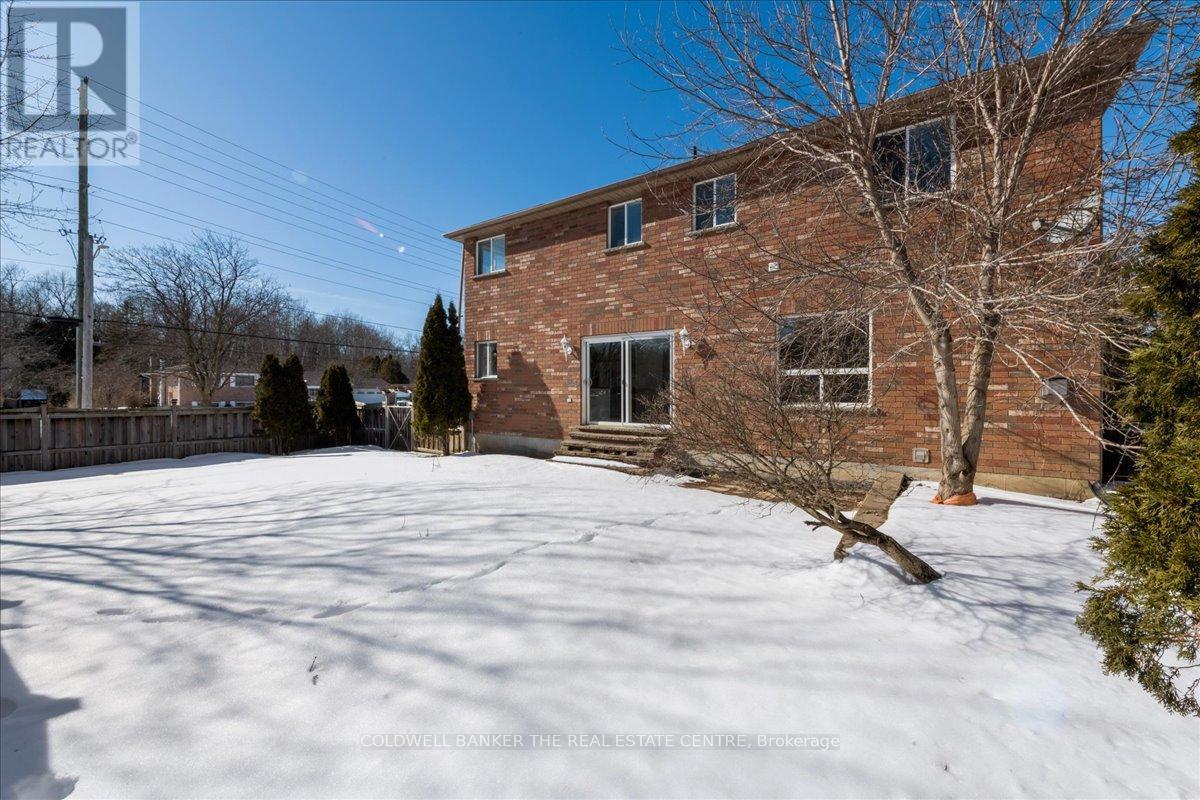 229 Sproule Drive, Barrie, Ontario  L4N 0P4 - Photo 37 - S13089702