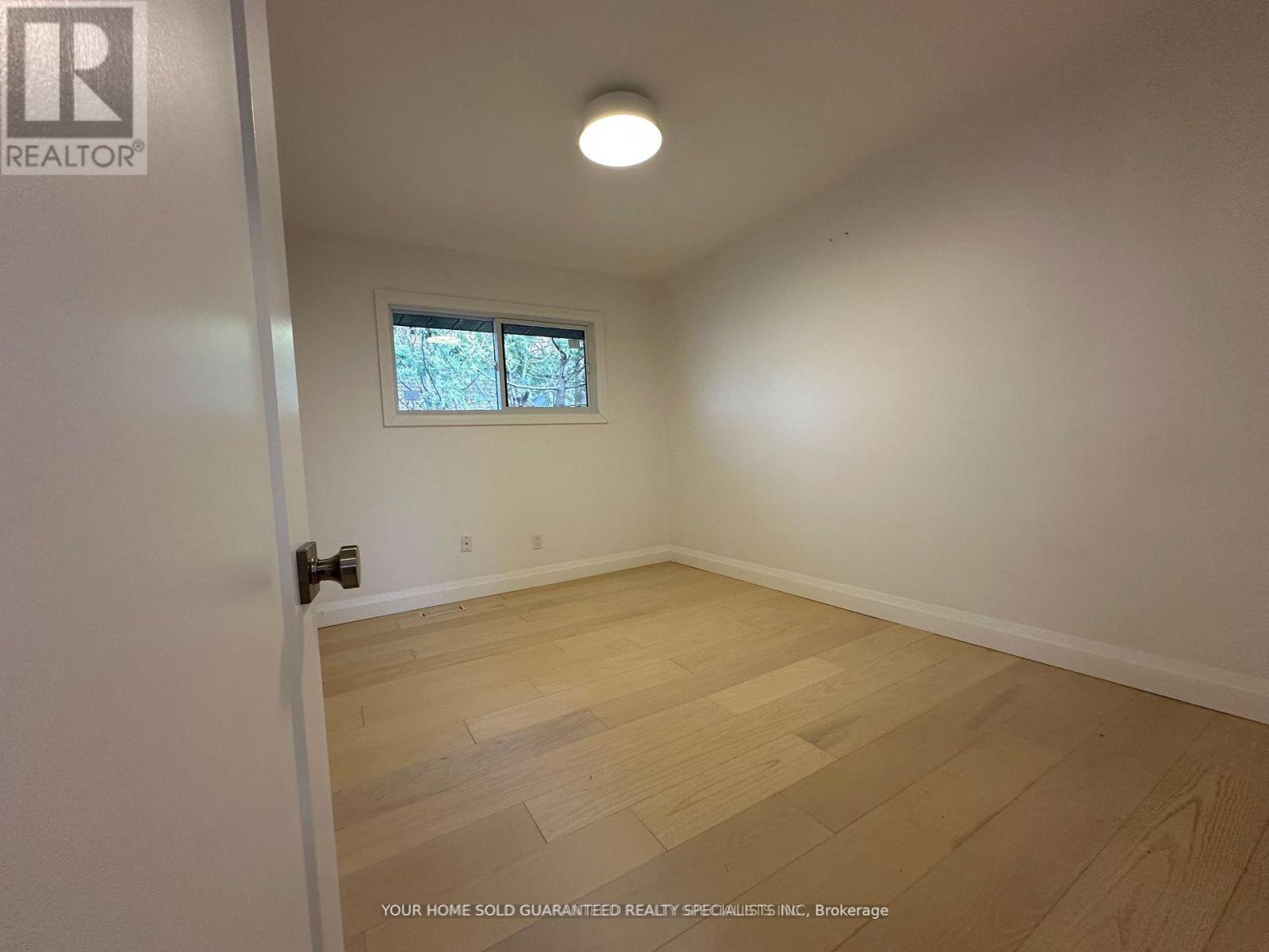 Main Floor - 36 Queen Street, Barrie (Codrington), Ontario  L4M 1Z1 - Photo 8 - S13089876