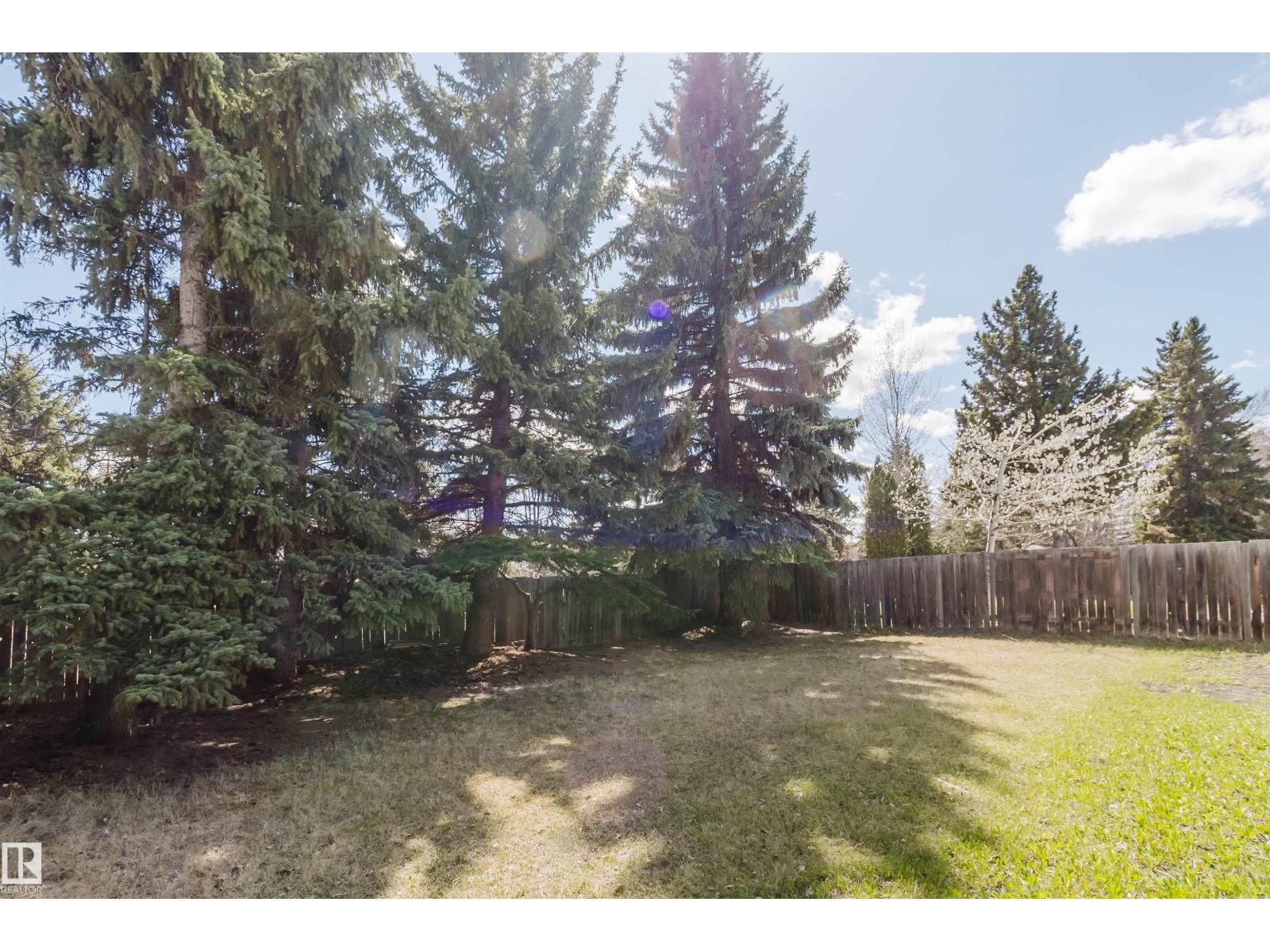 10423 35 Av Nw, Edmonton, Alberta  T6J 2M8 - Photo 2 - E4485938