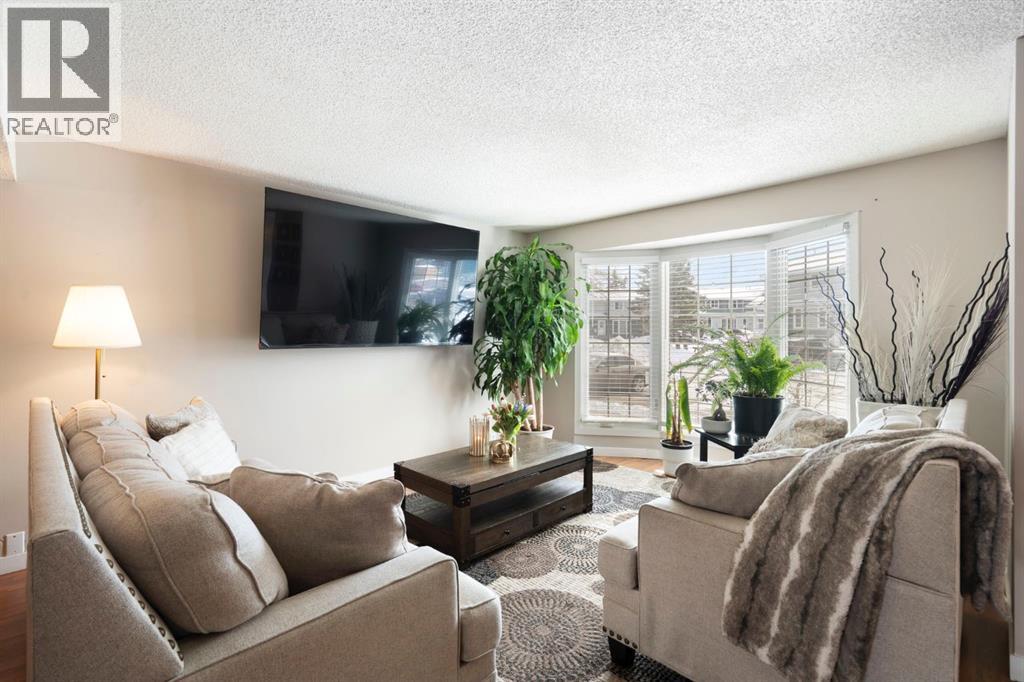 89 Bermuda Lane Nw, Calgary, Alberta  T3K 2K1 - Photo 6 - A2299379