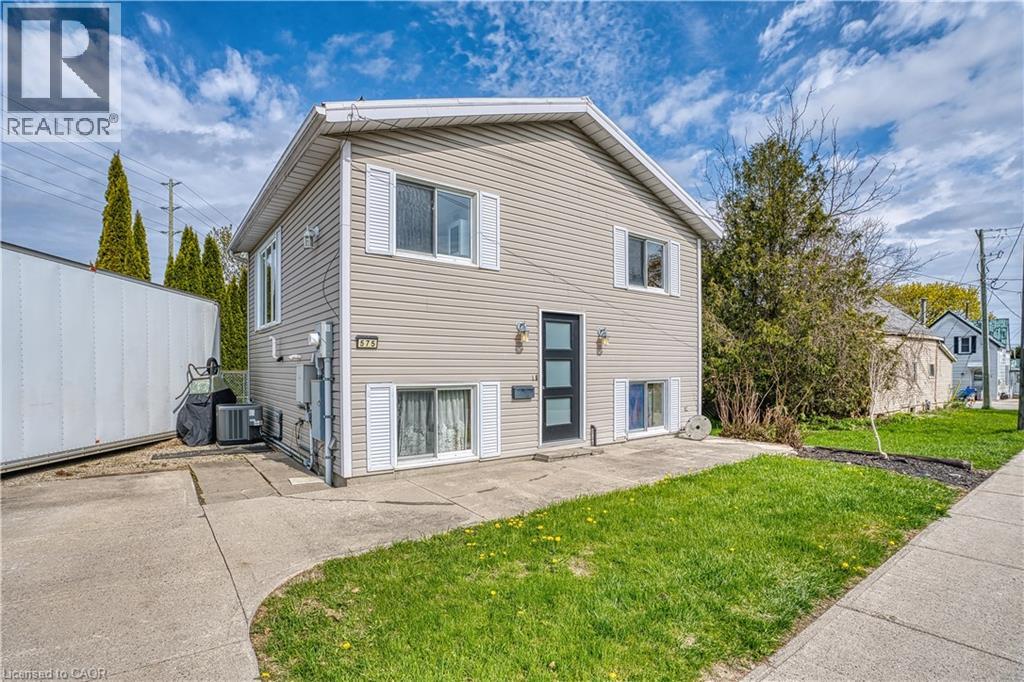 575 SALISBURY Avenue S, Listowel, Ontario