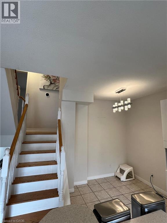 211 Veronica Drive Unit# A5, Kitchener, Ontario  N2A 2R8 - Photo 5 - 40827311