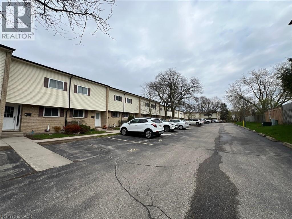 211 VERONICA Drive Unit# A5, Kitchener, Ontario