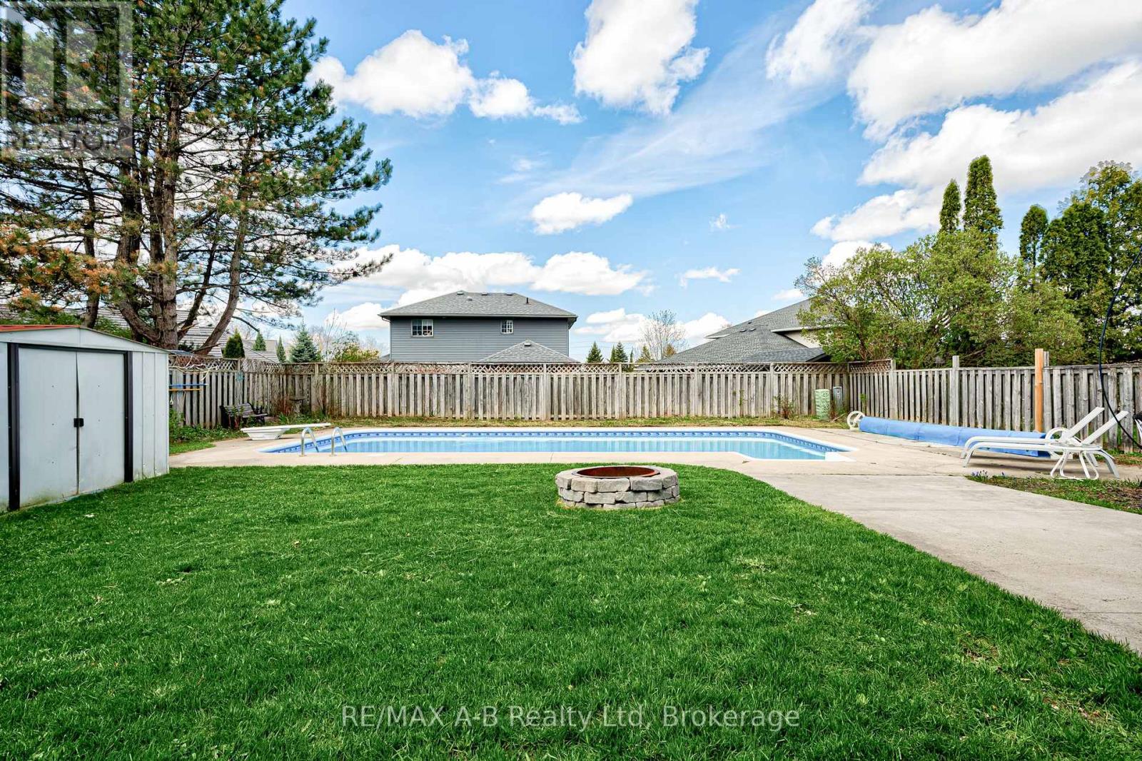 90 Windemere Crescent, Stratford, Ontario  N5A 6B1 - Photo 10 - X12938804
