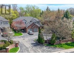 3076 LAKESHORE ROAD W, Oakville, Ontario