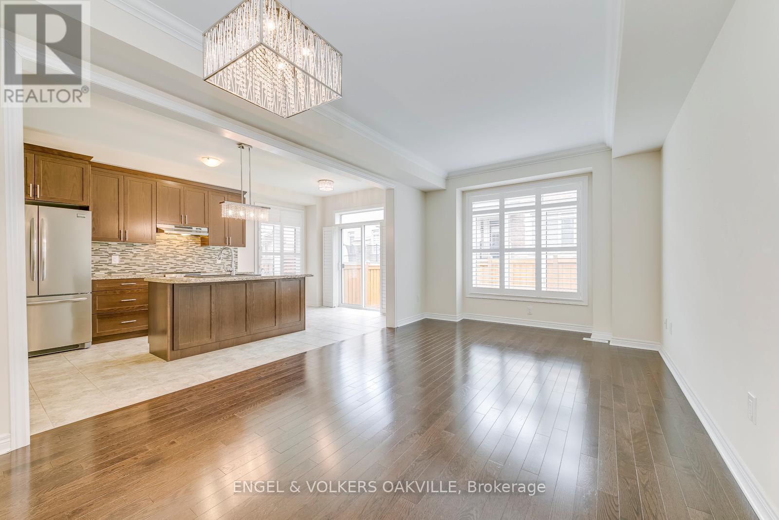 353 Leadwood Gate, Oakville, Ontario  L6M 1L7 - Photo 11 - W13089626