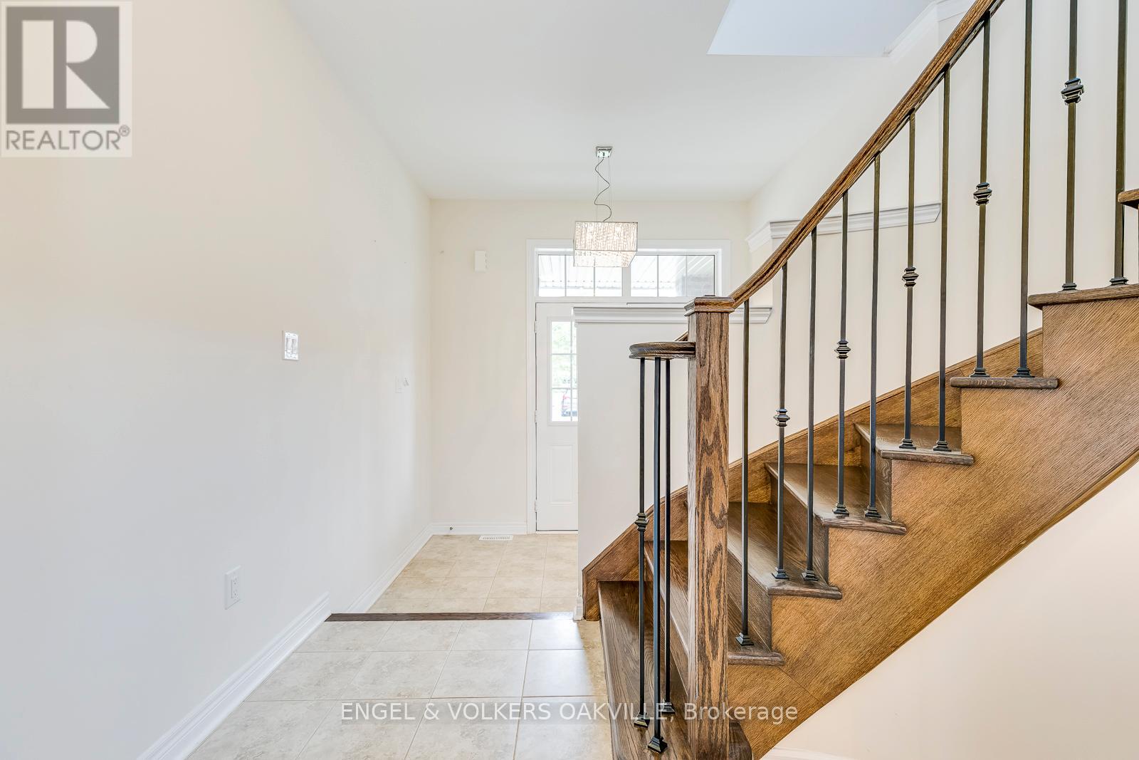 353 Leadwood Gate, Oakville, Ontario  L6M 1L7 - Photo 15 - W13089626
