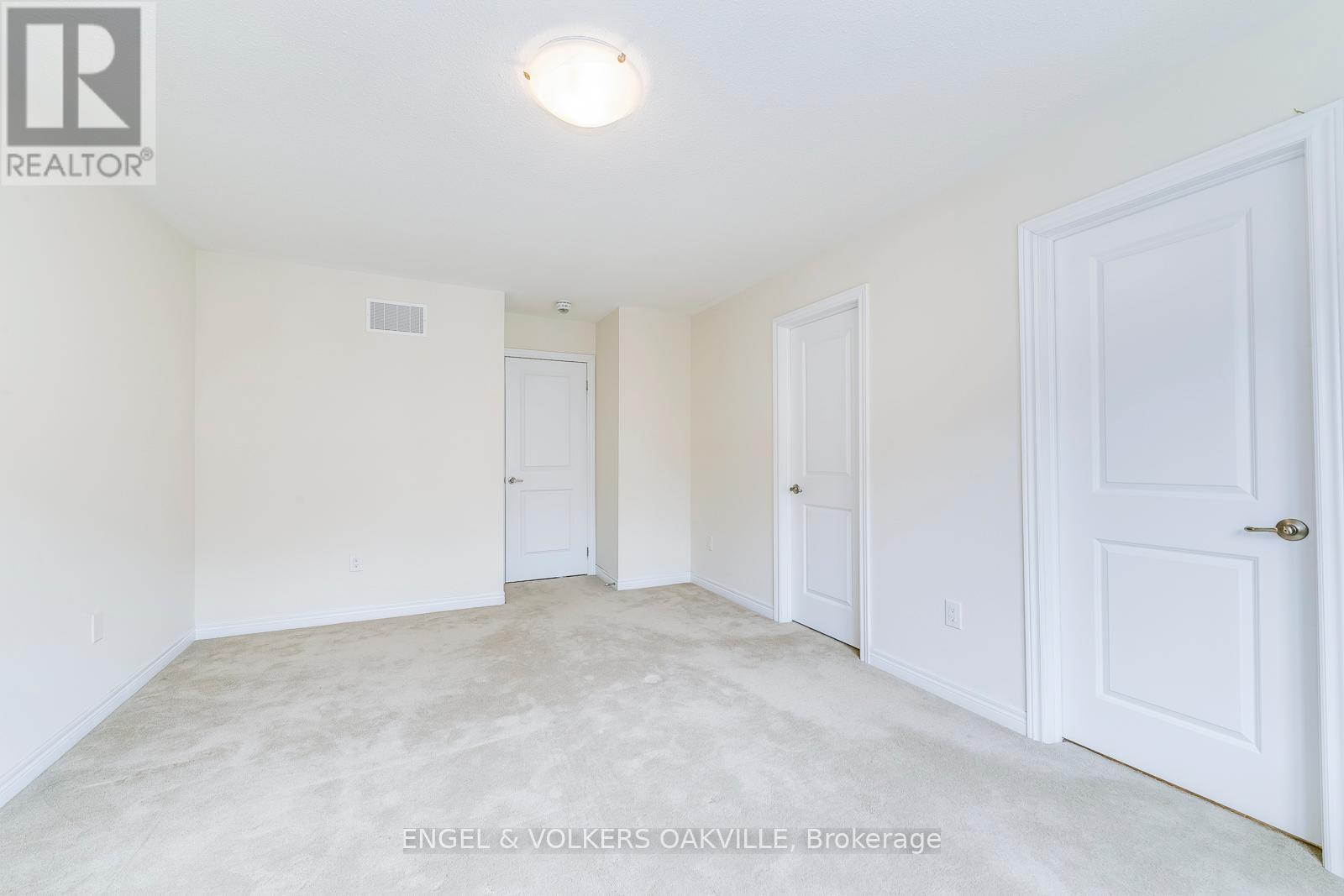 353 Leadwood Gate, Oakville, Ontario  L6M 1L7 - Photo 18 - W13089626
