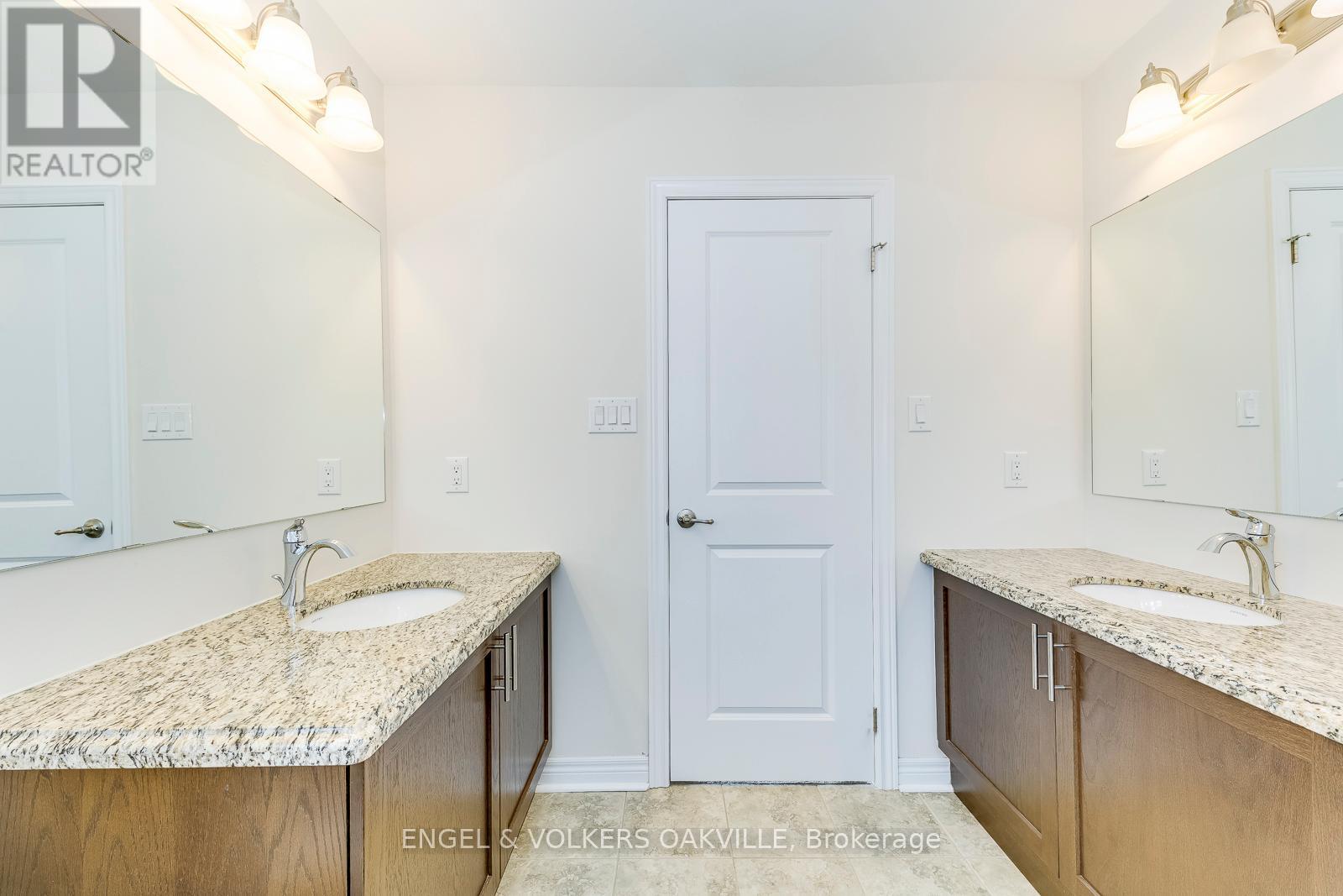 353 Leadwood Gate, Oakville, Ontario  L6M 1L7 - Photo 20 - W13089626