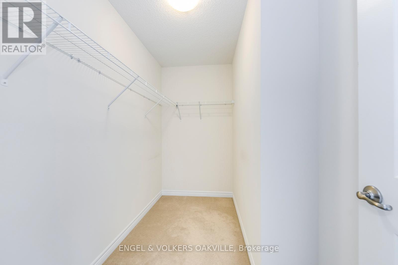 353 Leadwood Gate, Oakville, Ontario  L6M 1L7 - Photo 22 - W13089626