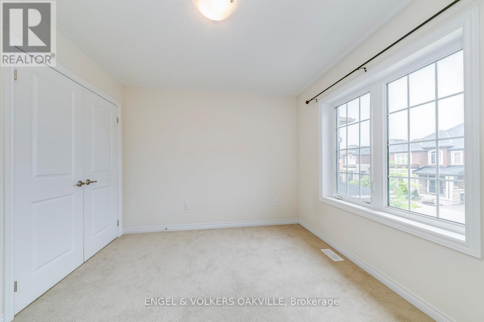 353 Leadwood Gate, Oakville, Ontario  L6M 1L7 - Photo 27 - W13089626