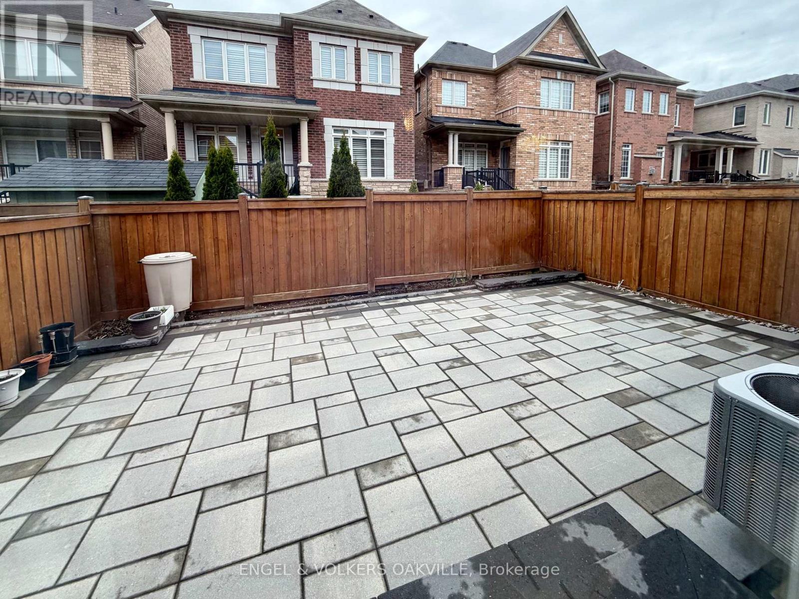 353 Leadwood Gate, Oakville, Ontario  L6M 1L7 - Photo 33 - W13089626