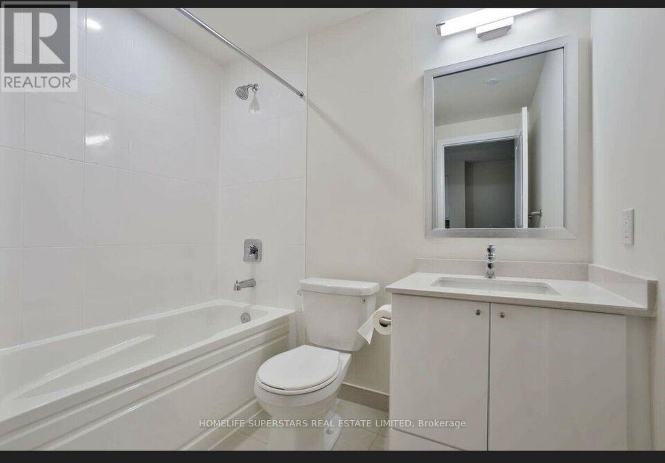 1004 - 65 Watergarden Drive, Mississauga, Ontario  L5R 1B2 - Photo 18 - W13089632