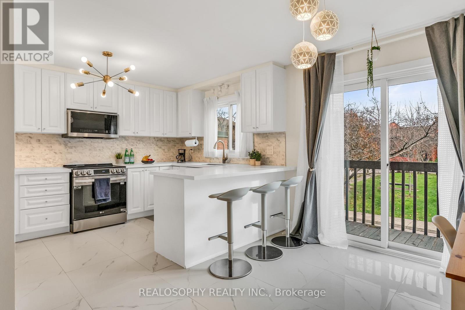 32 - 4156 Fieldgate Drive, Mississauga, Ontario  L4W 2N1 - Photo 10 - W13089660