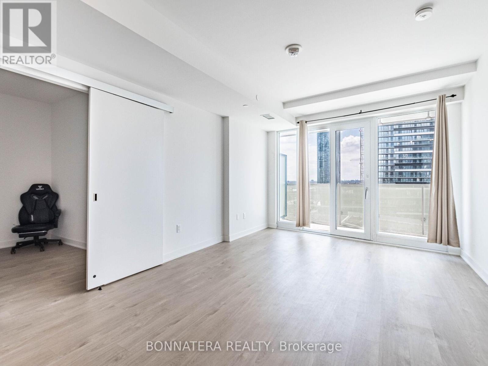 906 - 3900 Confederation Parkway, Mississauga, Ontario  L5B 0L4 - Photo 11 - W13089670