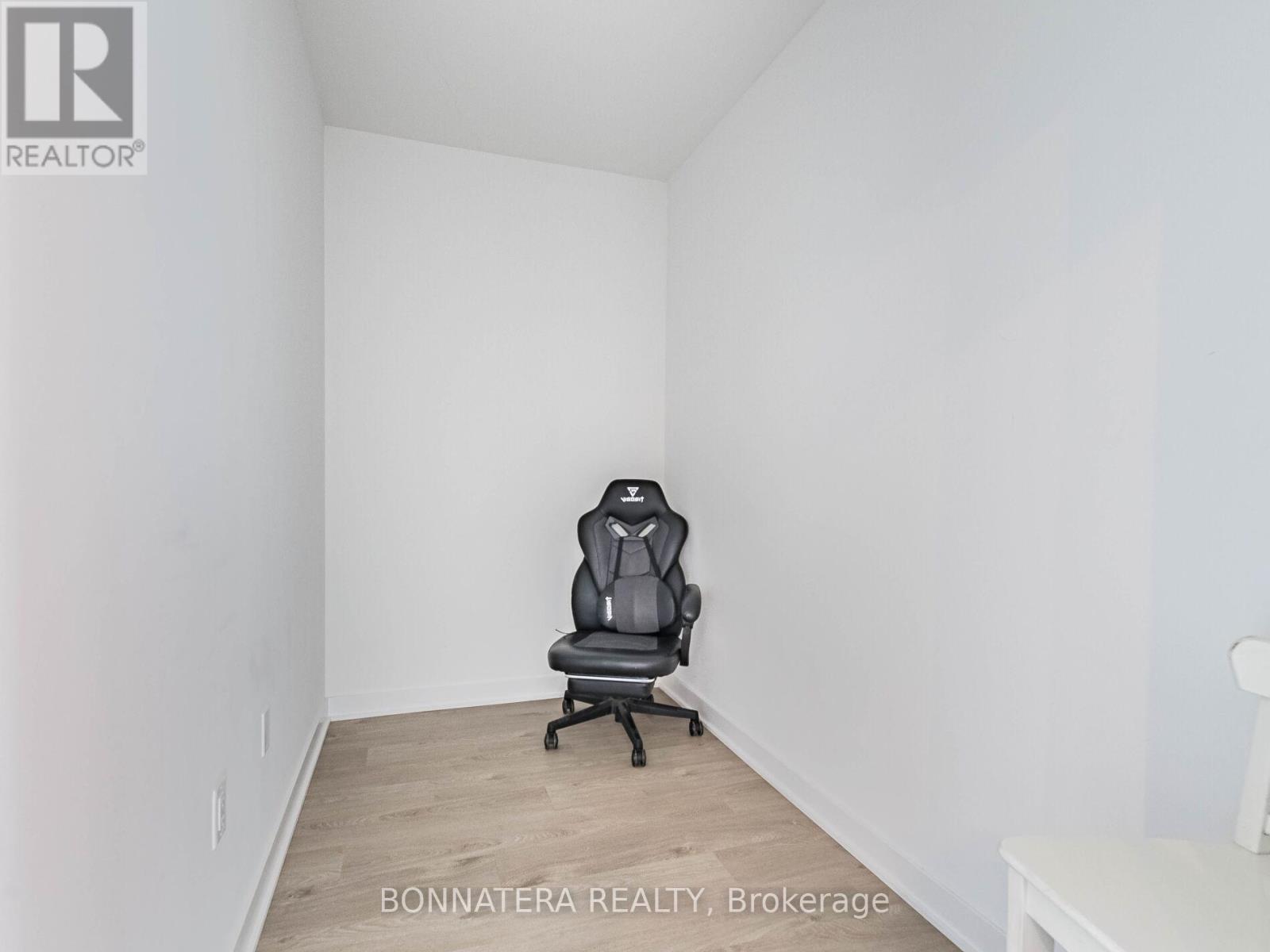 906 - 3900 Confederation Parkway, Mississauga, Ontario  L5B 0L4 - Photo 16 - W13089670