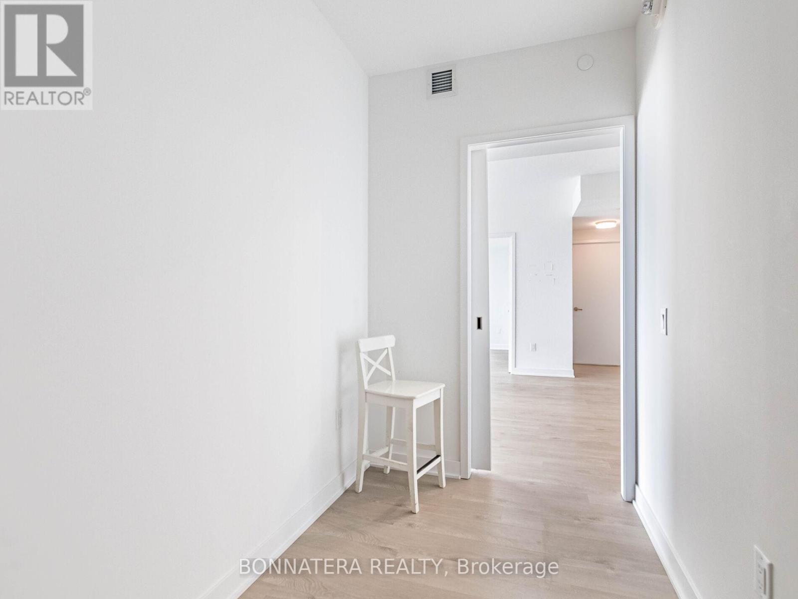 906 - 3900 Confederation Parkway, Mississauga, Ontario  L5B 0L4 - Photo 17 - W13089670