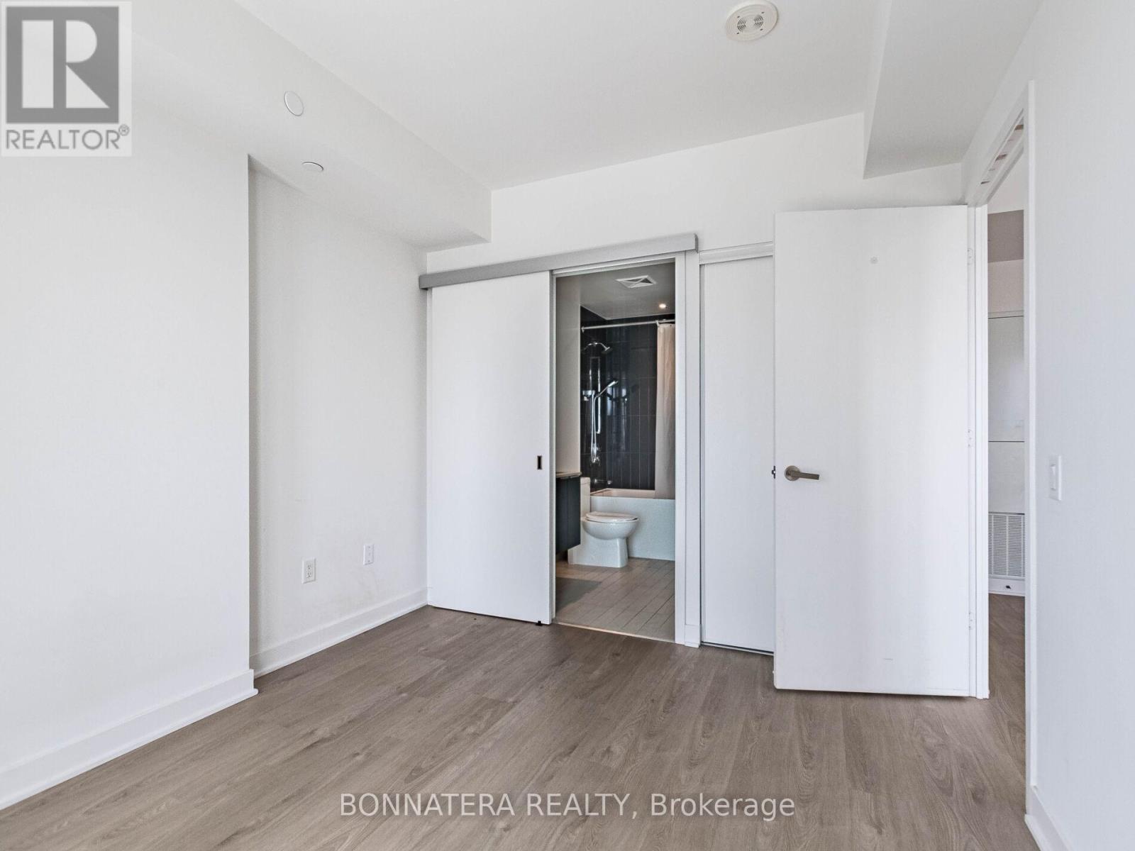 906 - 3900 Confederation Parkway, Mississauga, Ontario  L5B 0L4 - Photo 19 - W13089670