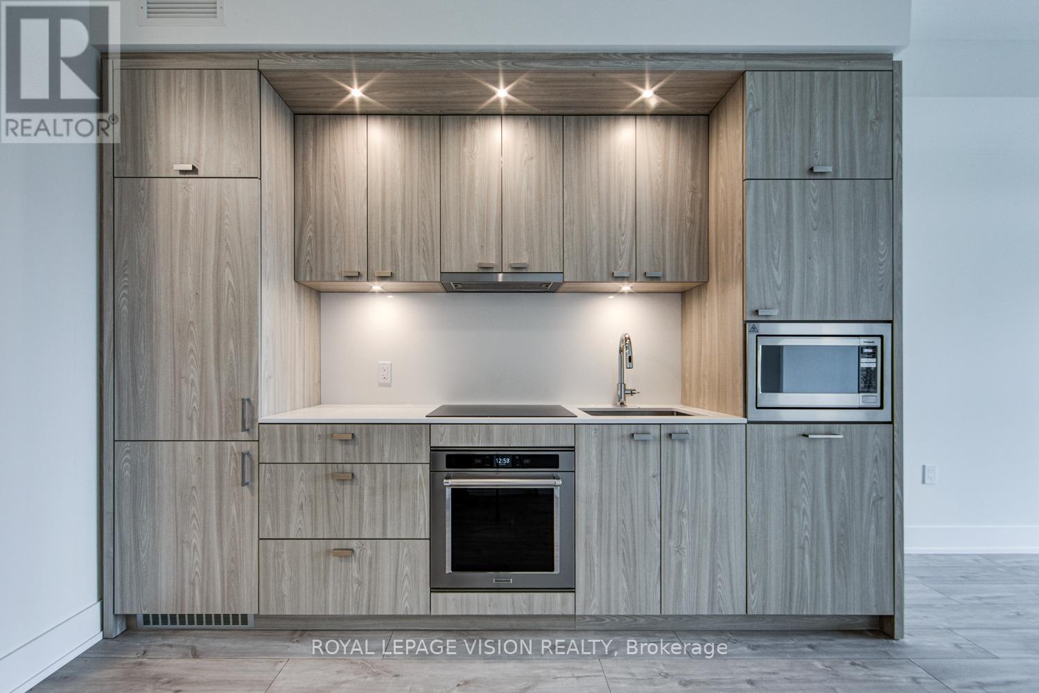 619 - 858 Dupont Street, Toronto, Ontario  M6G 0C1 - Photo 1 - W13089696